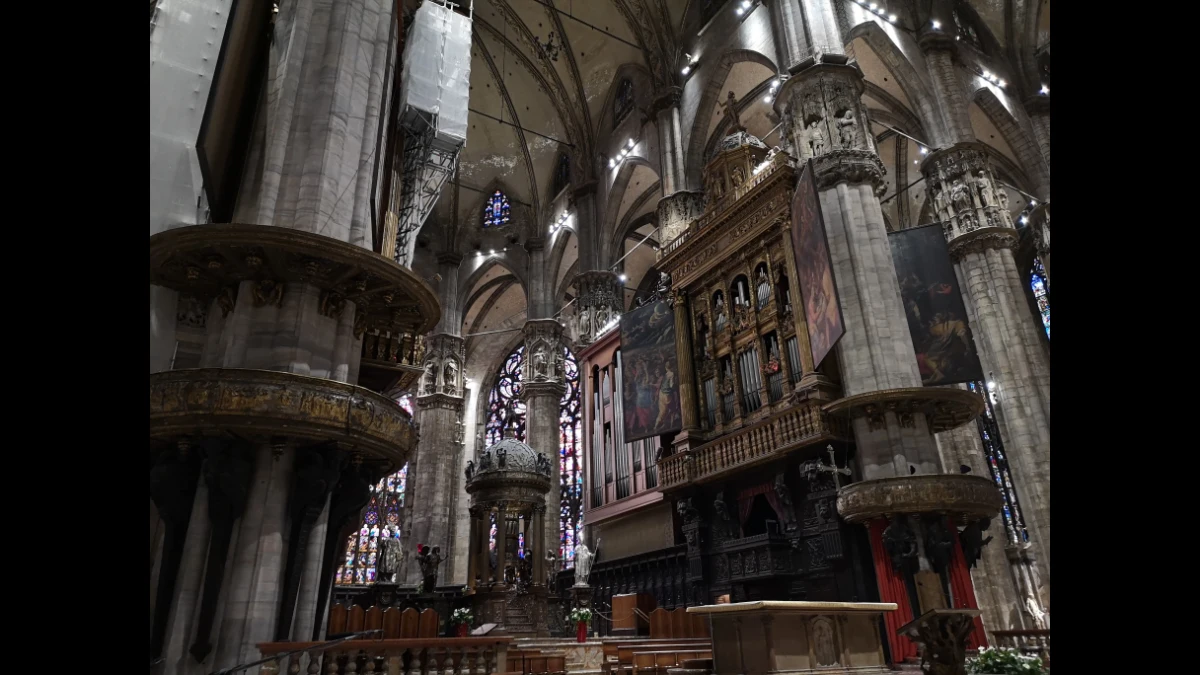 Zona dell'altare maggiore