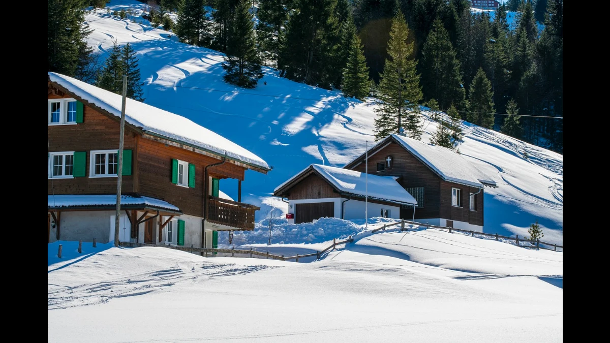 La neve ferma la vita in un piccolo centro della Svizzera