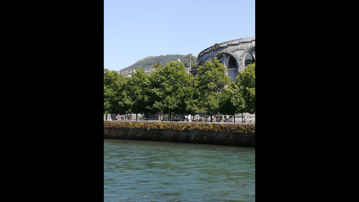 Lourdes - il fiume Gave