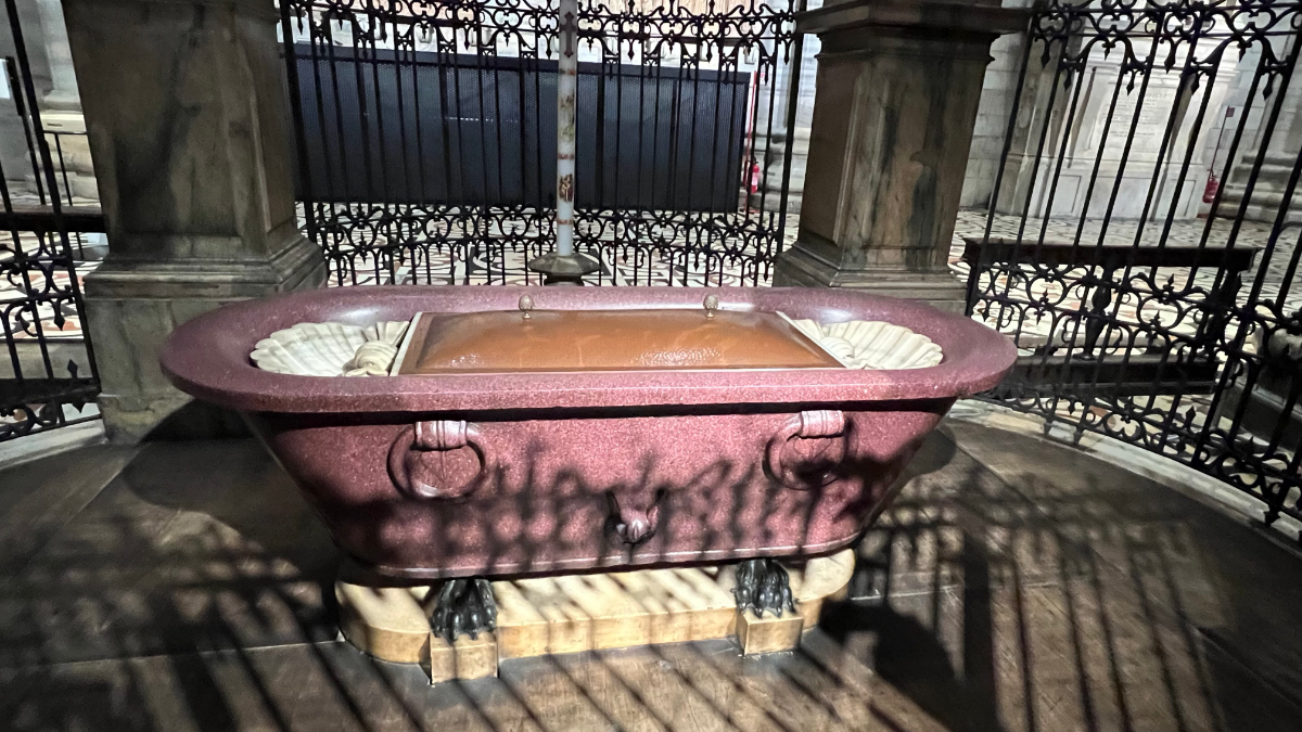 Il Fonte battesimale del Duomo di Milano