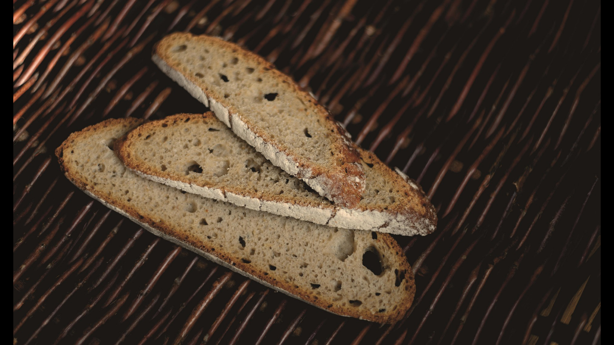 Solo qualche fetta di pane per digiunare