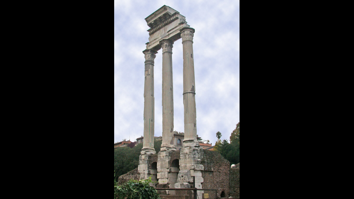 Resti del Tempio dei Dioscuri in Roma